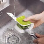 فرشة تنضيف السكاكين والشوك